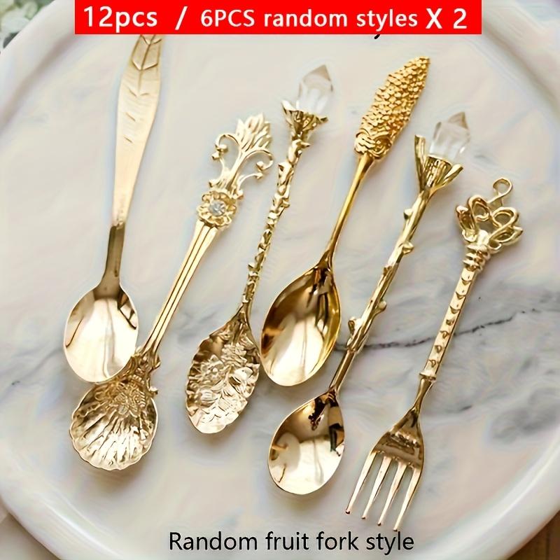 6pcs Vintage Spoons Fork Mini Royal Style Metal Golden Carved Coffee Snacks Fruit Prikkers Dessert Fork Kitchen Tool