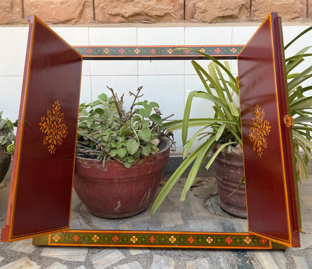 Handmade Wooden Jharokha Wall Hanging: Royal Hunting Scene, Festival Decor Frame
