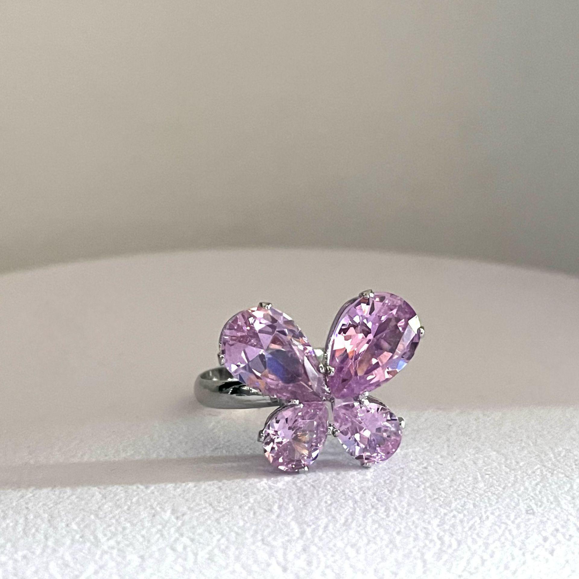 Women s Fashion Butterfly Ring - White Zirconia & Diamond Inlaid Jewelry