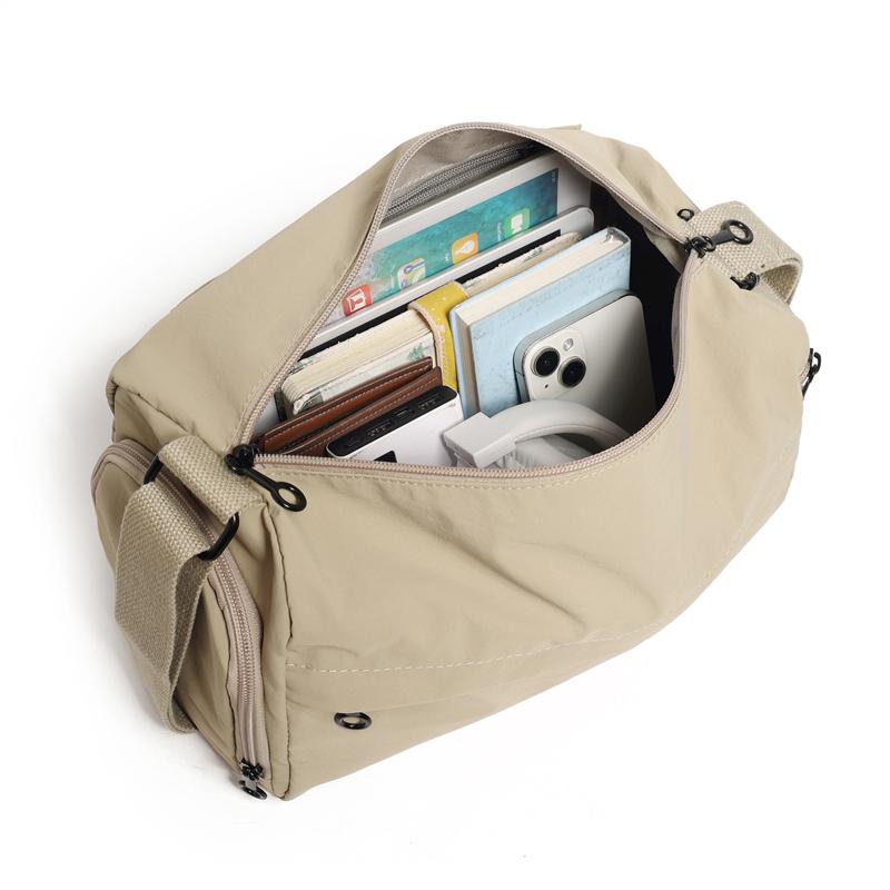 Messenger Bag Women Travel Bag Large Capacity Shoulder Bag Lightweight Nylon Bag