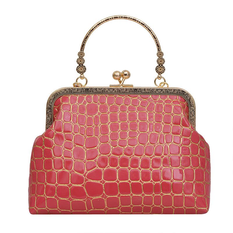 Bag Women's niche texture handbag 2024 new fashion clip bag crocodile pattern chain shoulder messenger bag