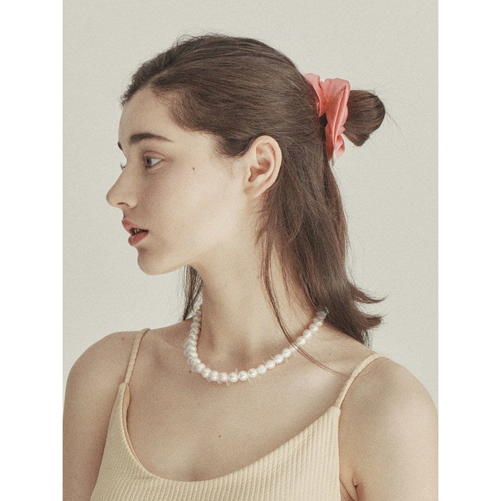 

Атласная резинка-скранчи Black