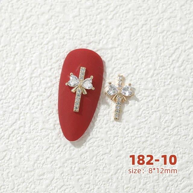 10 bucăți Fluture Zircon Decor unghii Bijuterii Zircon Cristal Perle Pandantiv Manichiura Strass de înaltă calitate Accesorii