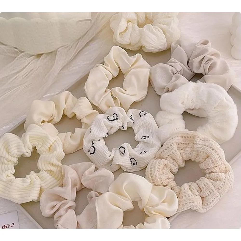 (1 Set x 10 Pieces) Modern Trendy Daily Scrunchie Hairband Classic Basic Hair Tie Band Assortment