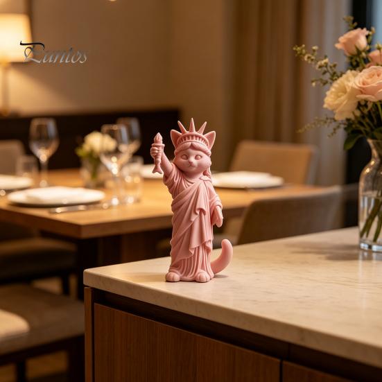 Modern Minimalist Room Decor 3D Printed Cat Statue, Mini Liberty Figurine with Fish, Artistic Creative Gifts for Lovers Animal Ornament Bookshelf