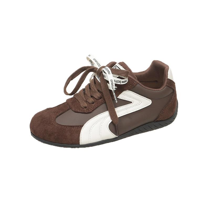 Internet celebrity explosion inside heightening thick-soled German training shoes women's 2025 autumn new Forrest Gump shoes flat-soled sports shoes