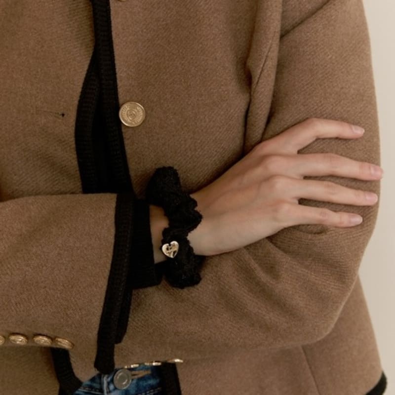 DEPOUND Heart Charm Scrunchie - Black Tweed