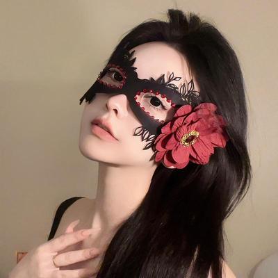 Zwart Kant Half Gezichtsmasker voor Meisjes - Bloemen Oogmasker voor Cosplay, Maskerade of Halloweenfeest