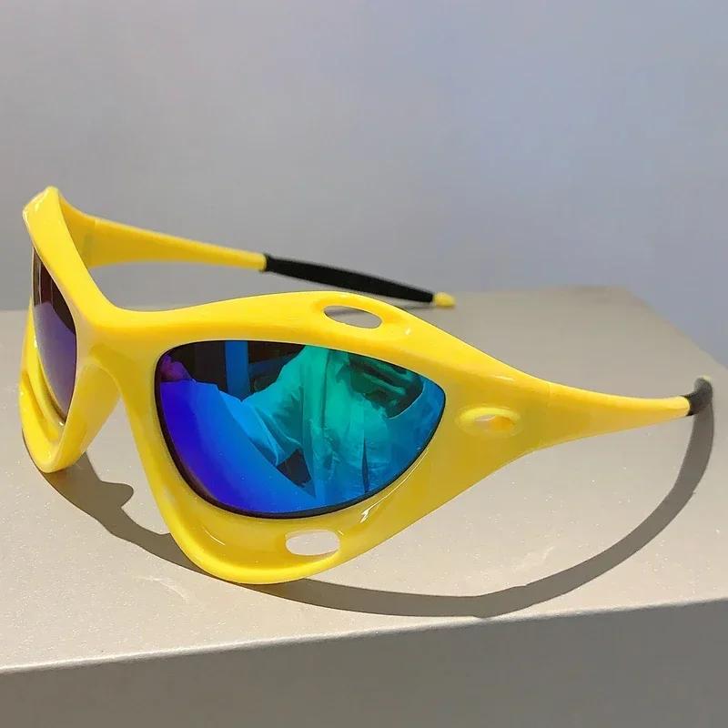 New Y2k Sunglasses Fashion Futuristic Punk Mirror Sports Men Eyewear Trendy  Design Outdoor UV400 Shades for Women