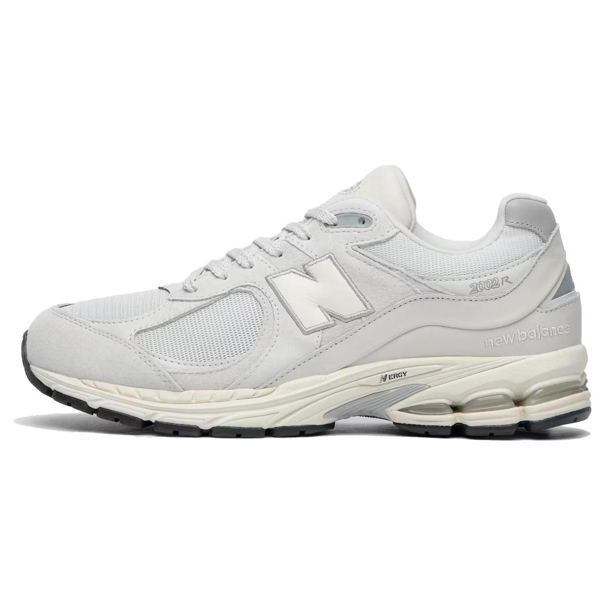 New Balance 2002R  Linen Fog Rain Cloud  Men s M2002RO1 EU 41.5