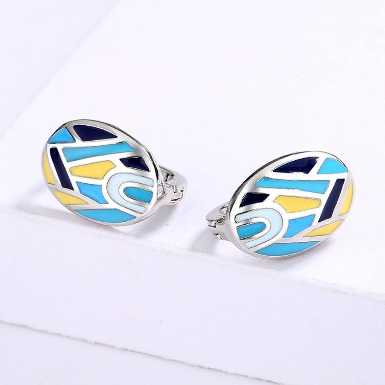 Classic Lady Earrings Irregular Colored Letter Studs Fashionable Casual Everyday Earrings
