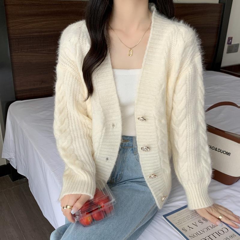 Spring and Autumn New V-Neck Gentle Wind Knitted Cardigan Twist Fashion Sweet Loose Sweater Women's Jacket Women's