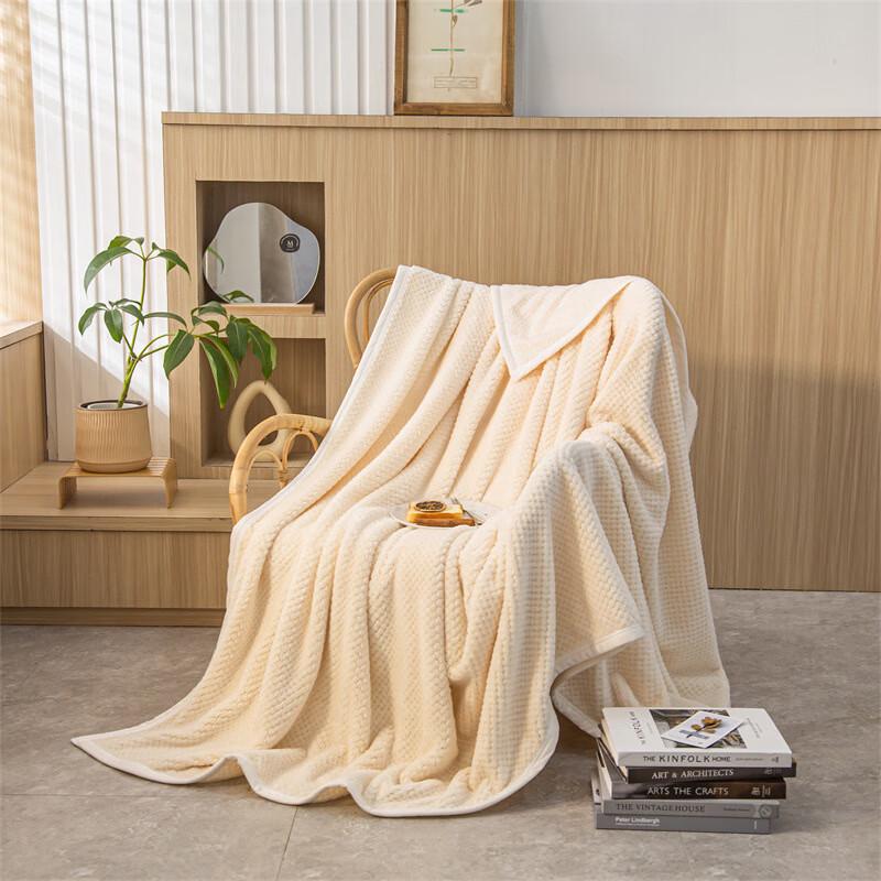 Xin Jing Zhou Flannel Throw Blanket