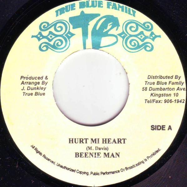 

7-дюймовая пластинка BEENIE MAN / WE-KEN - Hurt Mi Heart / Deny It NONE True Blue Famil 2002 Ямайка Регги, Ска и Даб Б/У