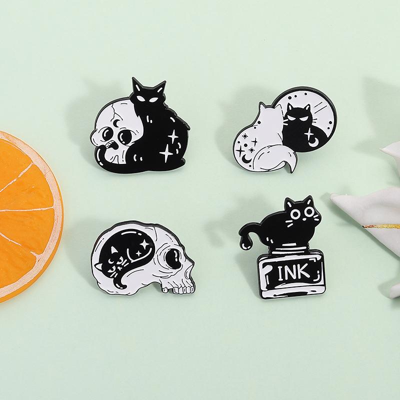 Gothic Punk Luna Black Cat With Skull Enamel Pin Moon Phases Witchy Halloween Brooches Lapel Badge Jewelry Gifts For Friends