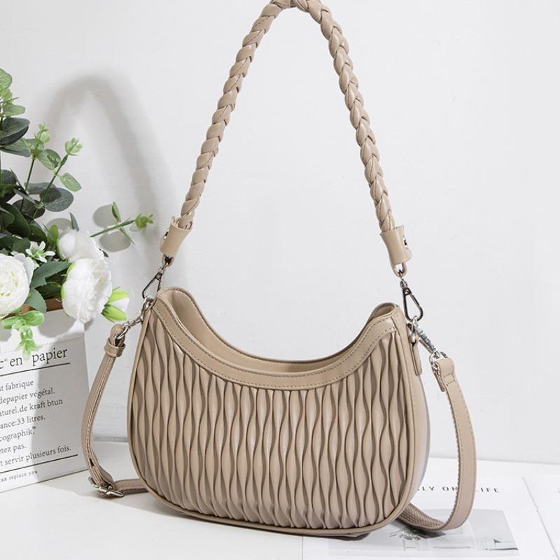 Retro Fashion Casual Underarm Bag Women's Autumn New Pleated Chain Texture Versatile Shoulder Bag
