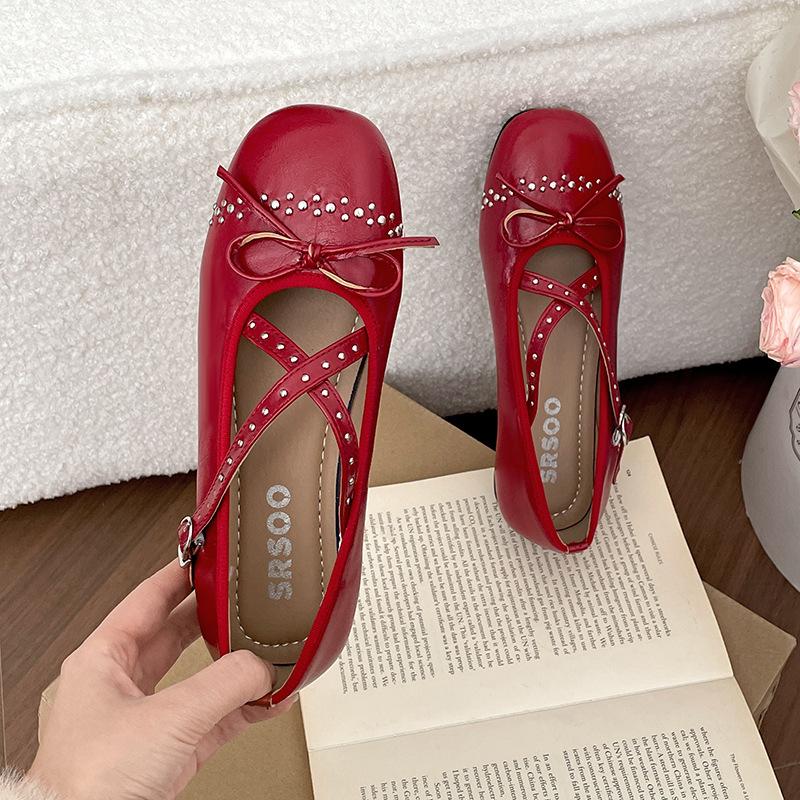 Fashion and lightweight red French fairy wind shallow mouth flat-soled single shoes women's 2025 new spring versatile Mary Jane shoes