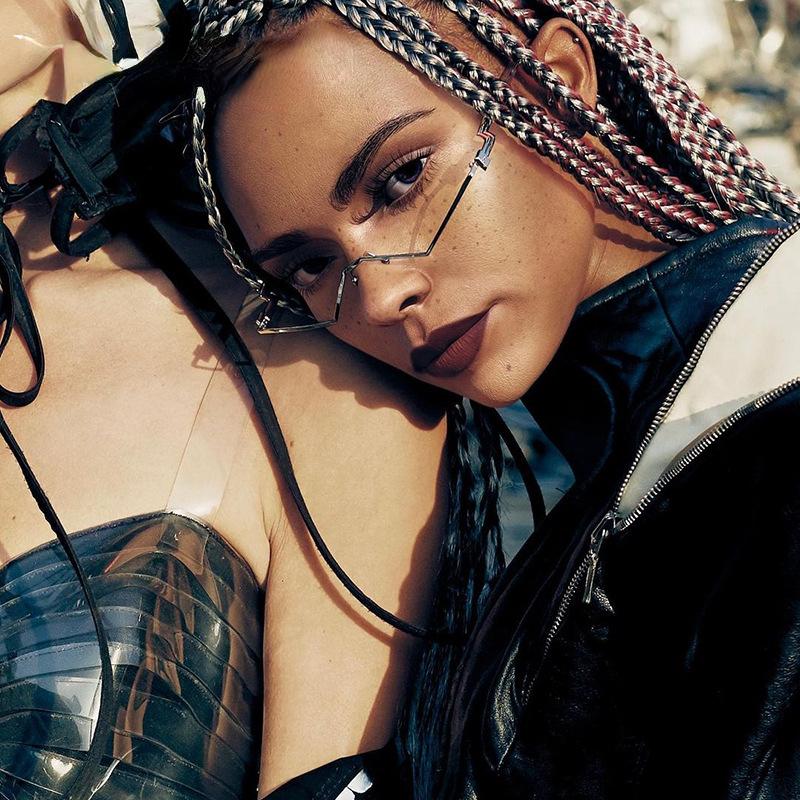 

Женские очки, модные индивидуальные очки в стиле ретро Y2g, очки в стиле хип-хоп, панк, в оправе, мужские стильные очки для уличной стрельбы на подиуме