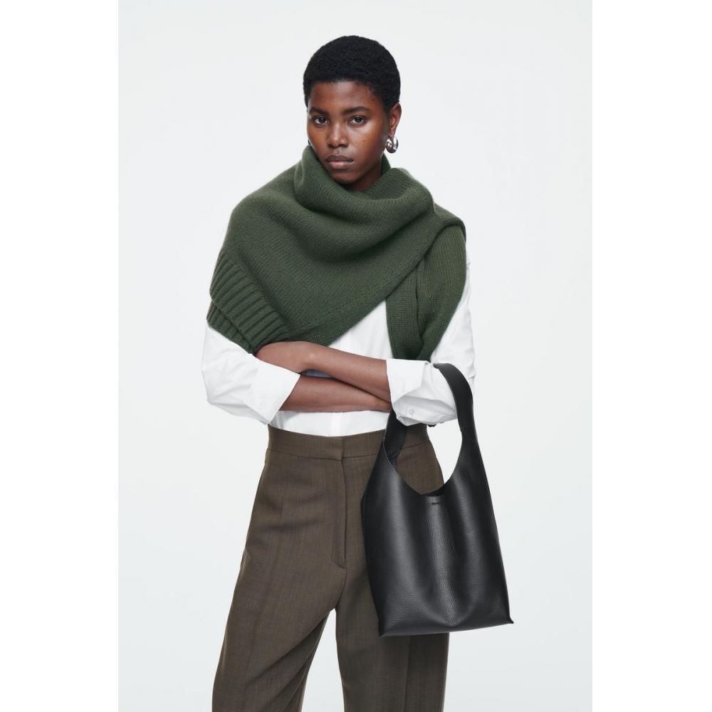 

Cos Japan Serif Mini Tote Leather