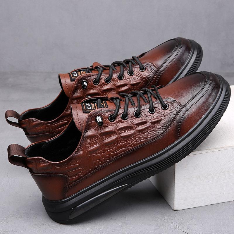 Crocodile pattern sports and leisure leather shoes 2025 new leather shoes trendy brand spring soft surface breathable cowhide board shoes