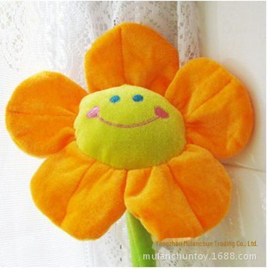 Plush Sunflower Cartoon Curtain Tieback Clip