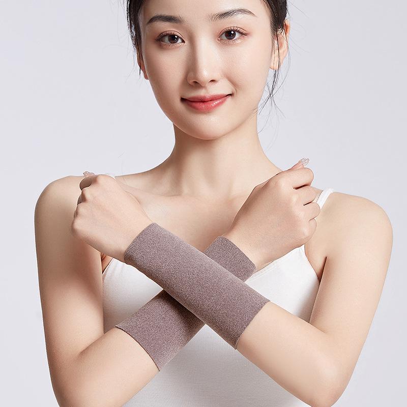 Unisex Summer Wrist Support: Self-Heating, Warm, for Postpartum, Scar Cover