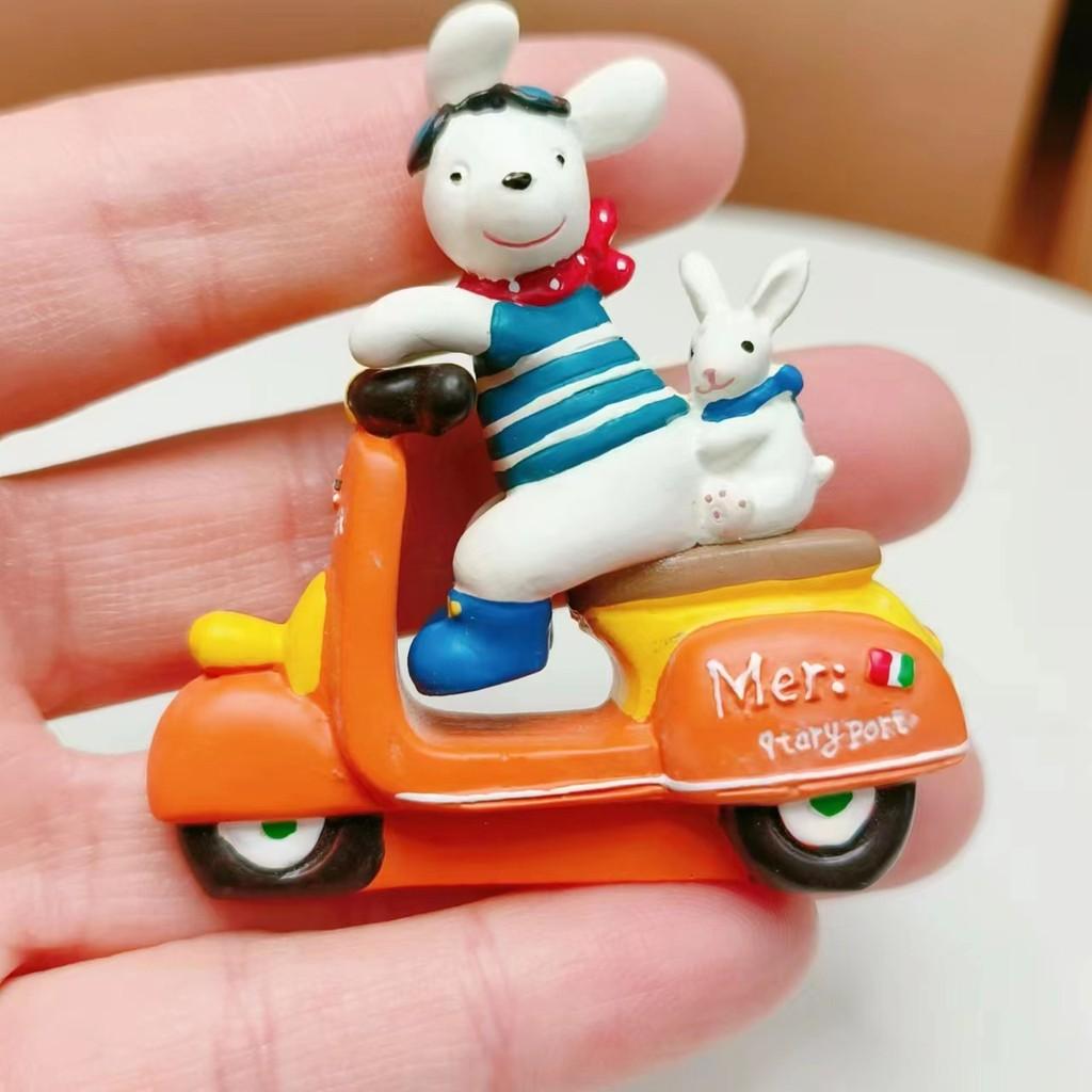 Resin Cartoon Dog Rabbit Figurine Ride Motorcycle For Home Office And Party Gift