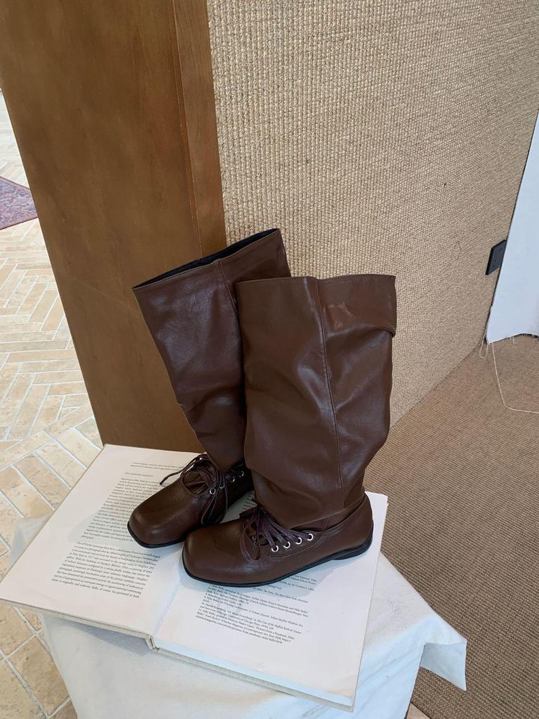 MARCO&JOYCE Autumn 2025 Square Toe Distressed Boots – Stylish, Comfortable, Korean-Inspired Design