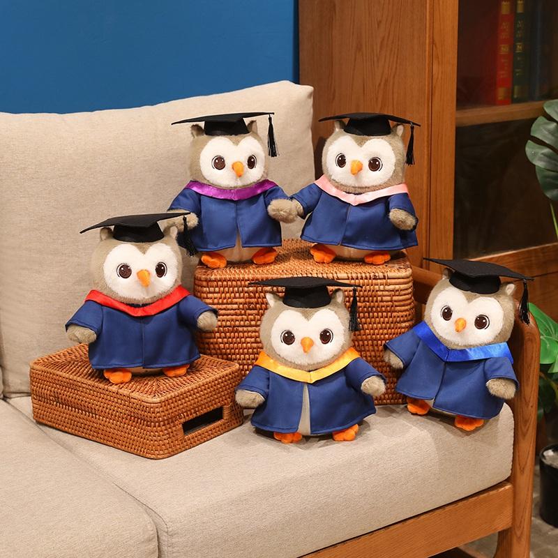 Gown Graduation Owl Doll Plush Toy Stuffed V Bib Cartoon Animal Dressed Doctor Bachelor Mascot Souvenir Classmate Plushie Gift