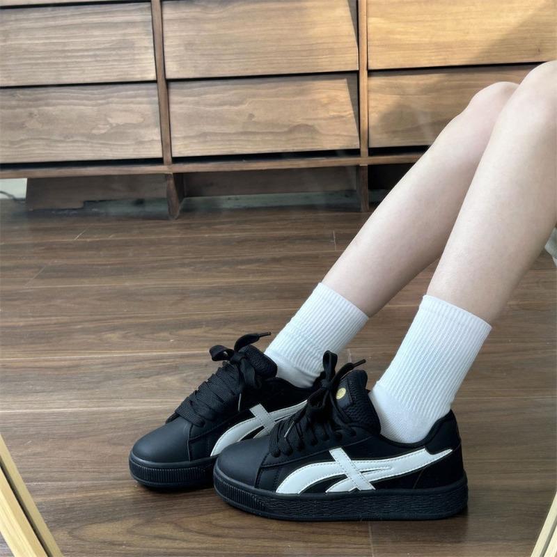 Wind niche black bread shoes women's summer new trend fashion versatile casual sports board shoes