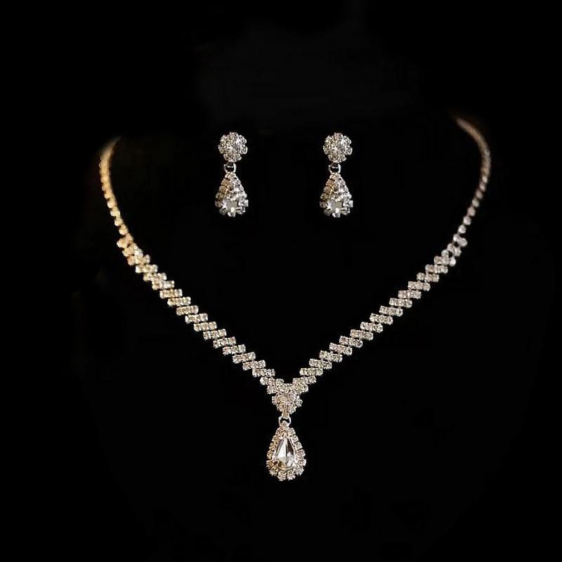 Waterdrop Jewelry Set With Crystal Embellishments For Bridal And Evening Wear