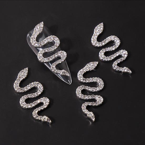 Yousheng 10Pcs/Set Nail Ornament DIY Jewelry Glitter Minimalist Snake Artistic Novelty Nail Jewelry for Women