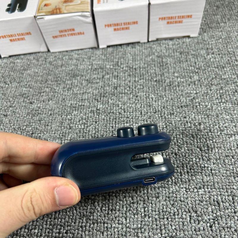 Portable Dual-Use Mini Heat Sealer & Cutter for Food Preservation