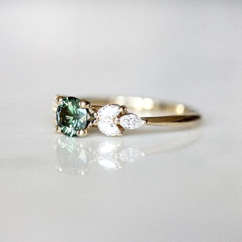 Emerald Zircon Diamond Alloy Engagement Ring