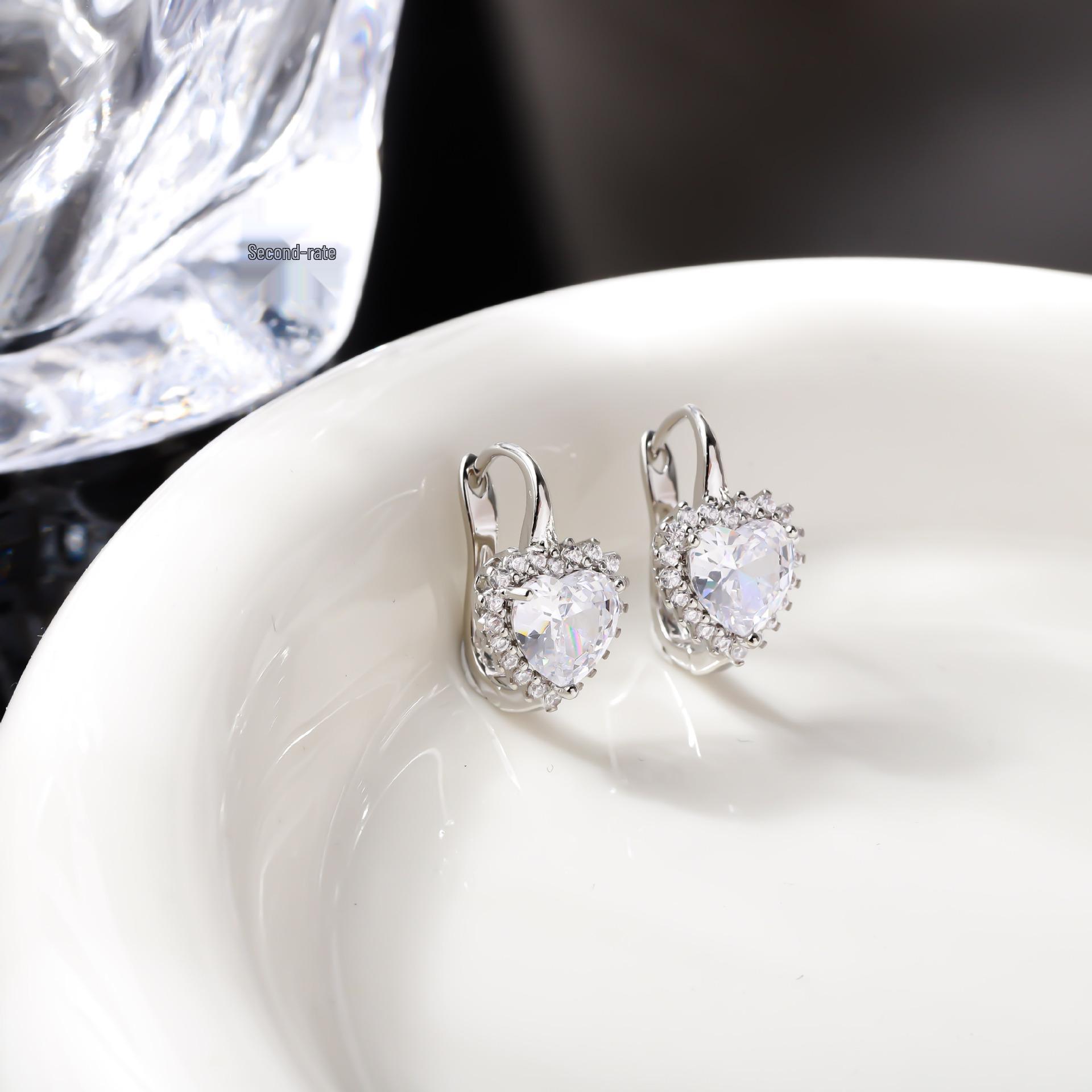 Elegant Sunflower Imitation Moissanite Earrings - Women s European and American Style