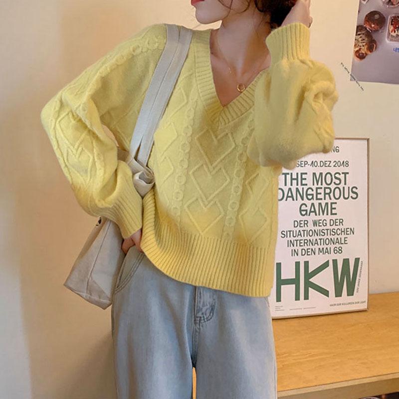 Knitted Heart Pattern Women Sweater Sweet Loose Short Pull Pullover Simple Casual Style V-neck Long Sleeve Top Korean Fashion