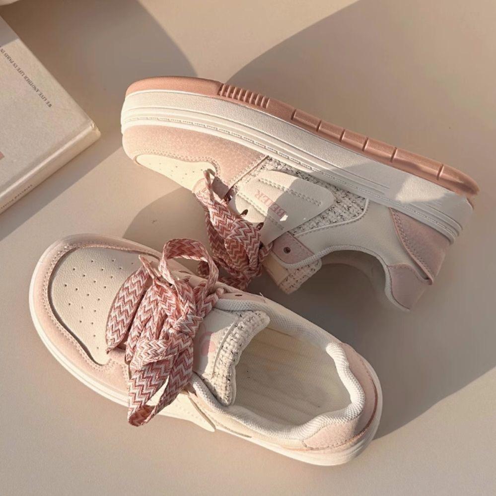 Casual shoes for women in spring and summer 2025 new thick soled shoes for female students casual sports board shoes