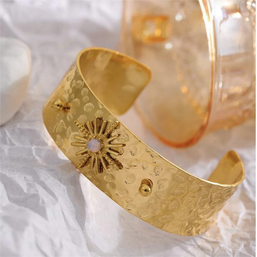 Percussion Pattern Mangxing Natural Stone Bracelet Titanium Steel Wide Version Fashion Tide Exaggerated Design Inlaid Stone Stainless Steel Hand