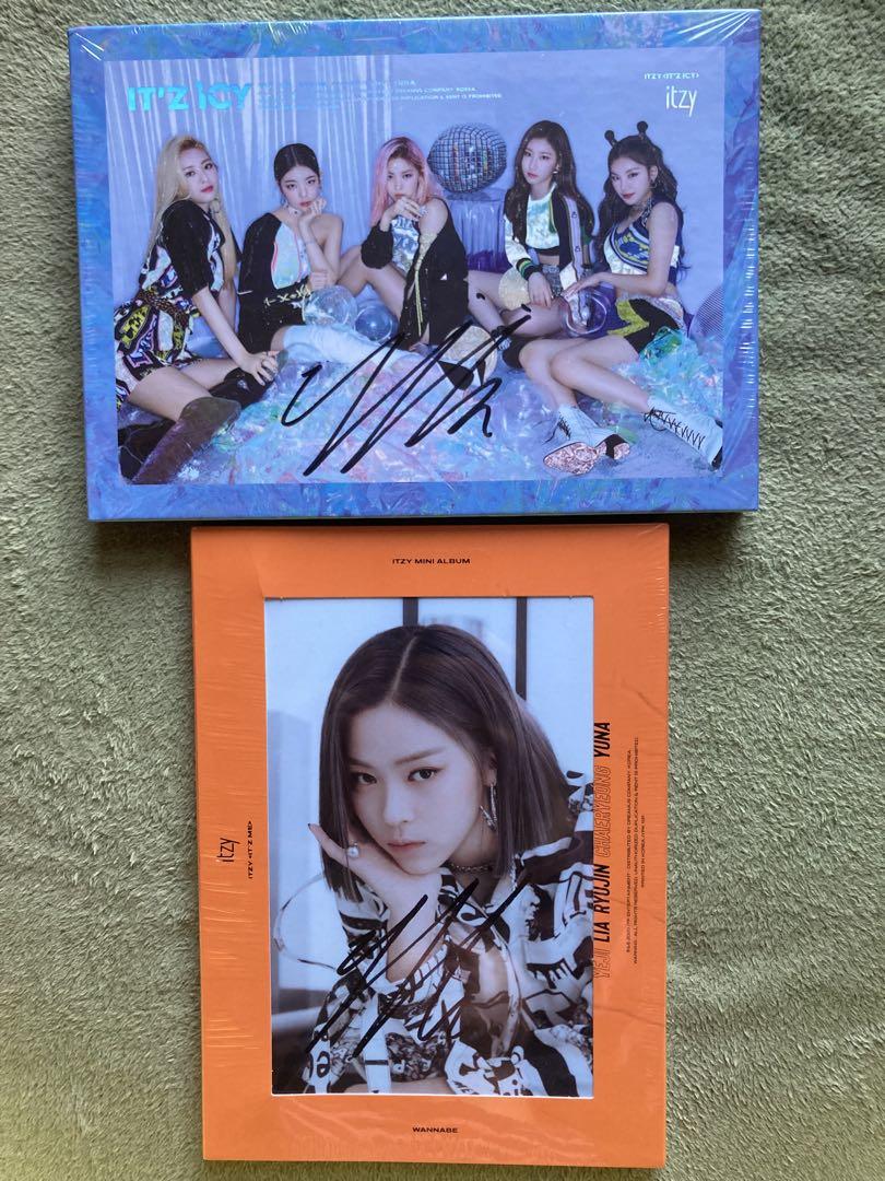 

[USED] ITZY Ryujin autographed album icy wannabe