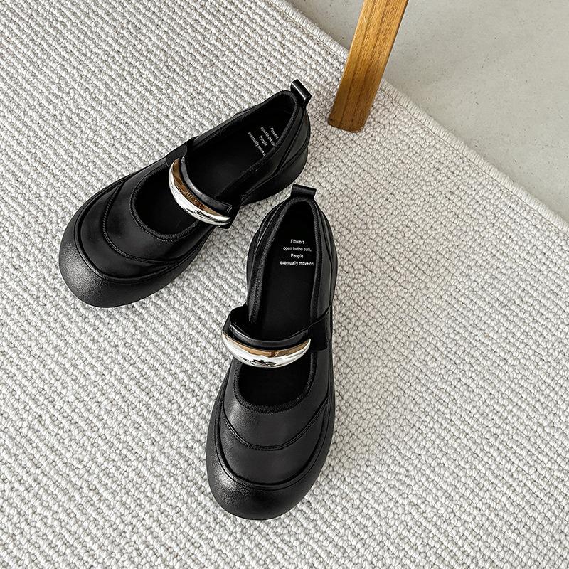 

Heart melody~ leather round head color matching Mary Jane shoes women s 2025 new small thick-soled heightening single shoes 39