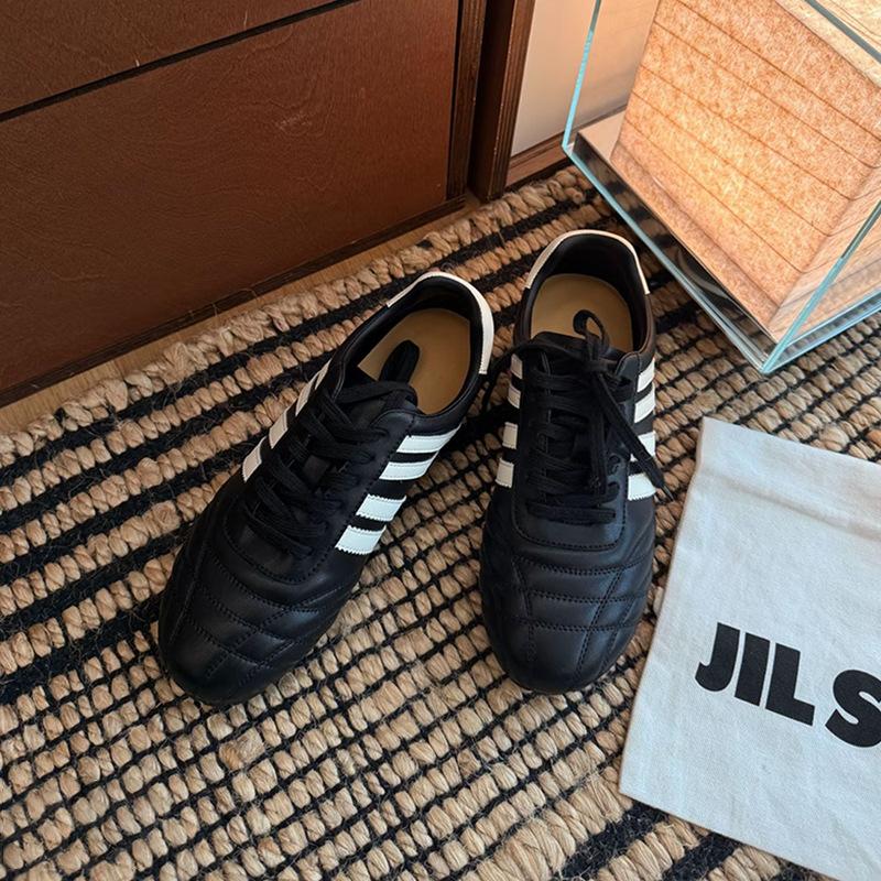 

Popular platform white shoes spring new lace-up casual moral training shoes design sense sports Forrest Gump shoes 35