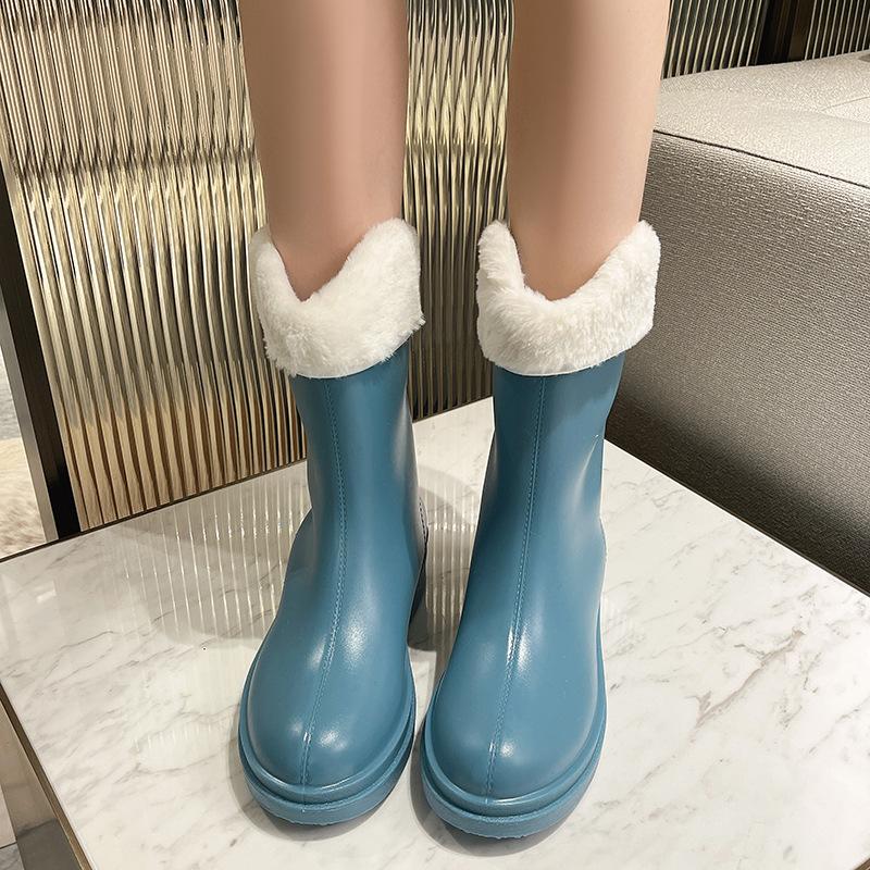 Rain shoes women's short tube fashion waterproof shoes flat rubber shoes wear medium tube water boots warm rain boots fashion