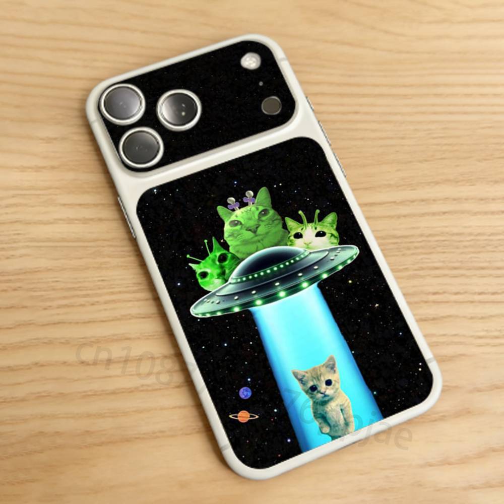Funny Green Alien Cat For iPhone 17 Pro /Max Battry Back Cover with Camera Decal Skin Rear Protective Sticker Film