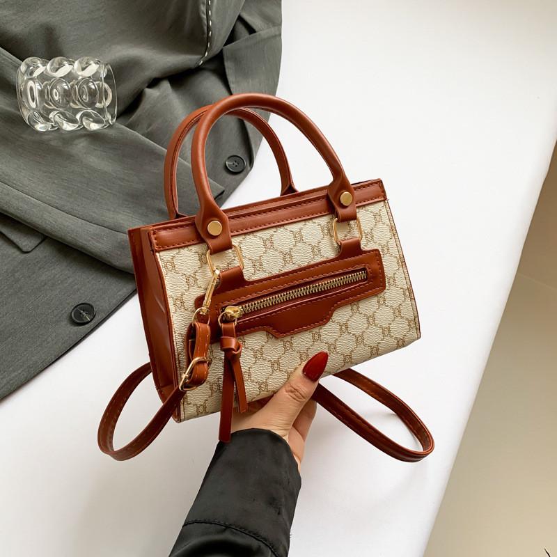 Stylish Minimalist Fashion Handbag For Women 2024 Trendy Vintage Small Shoulder Bag