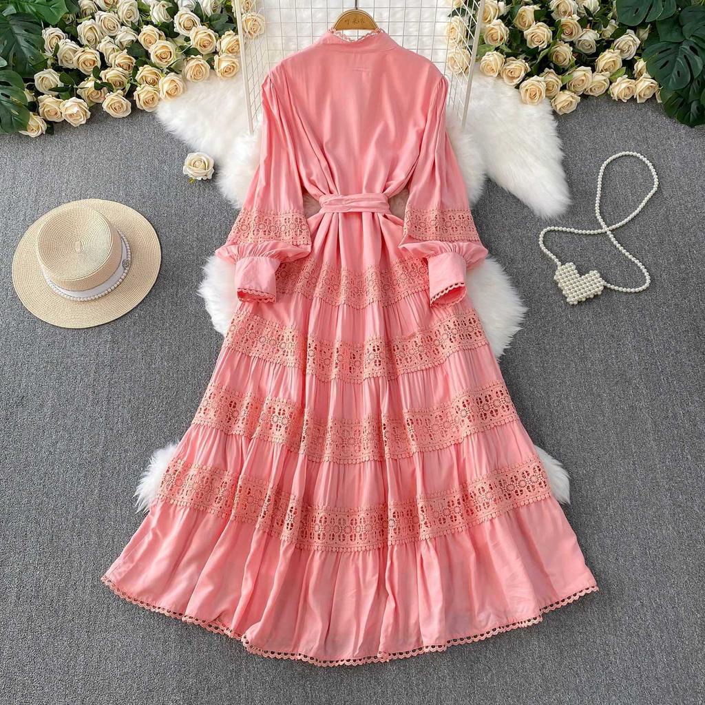 Light luxury celebrity temperament stand-up collar lantern sleeve dress women's summer new lace splicing waist and thin big swing dress