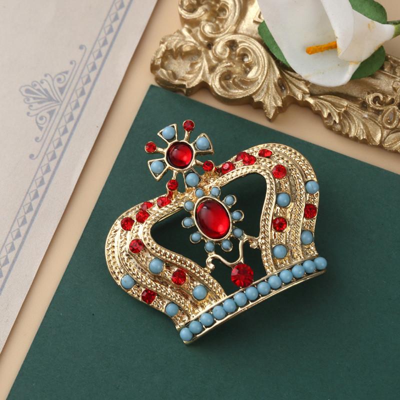 Spilla Femminile Vintage in Cristallo con Corona a Croce per Accessori Moda Regalo