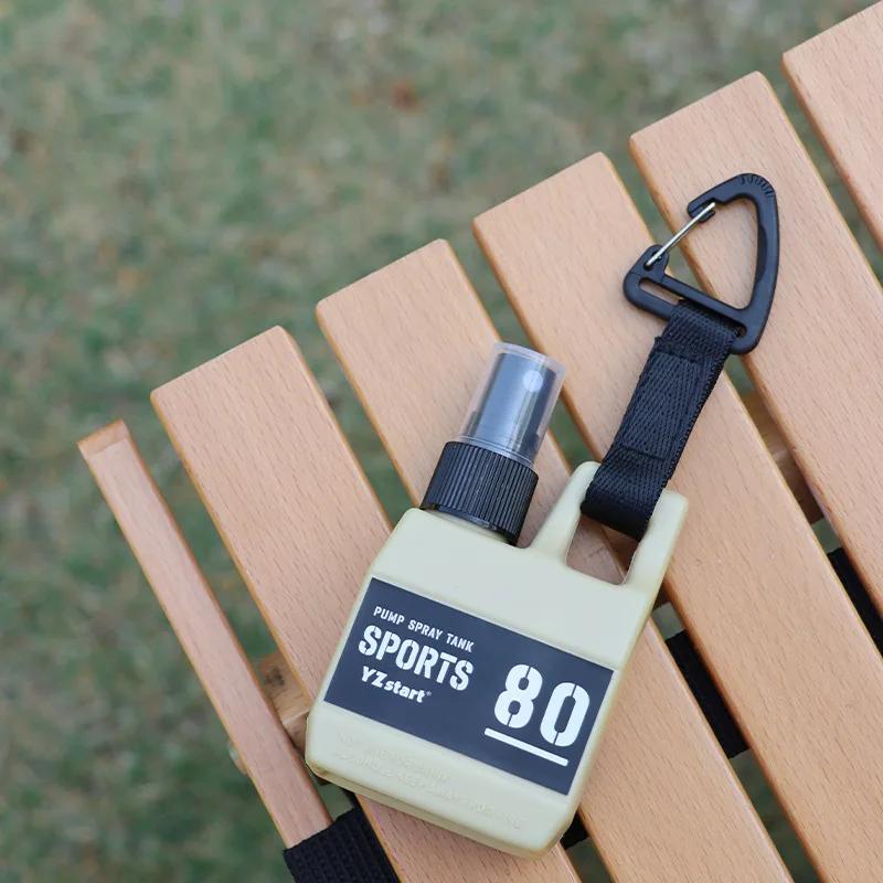 Kompaktní sprejová láhev 80 ml potravinářské kvality: Přenosná nádoba s lisovacím mechanismem pro venkovní kempování na vodu s opakovaně použitelným vnitřním obalem