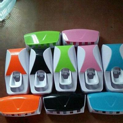 Selbstklebender automatischer Zahnpastaspender & Elektrischer Zahnbürstenhalter mit rückstandsfreiem Kleber