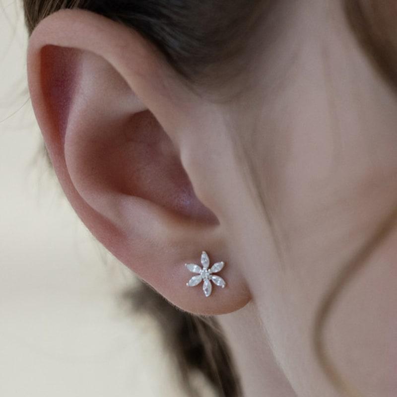 

TATIANA (925 Silver) Jasmine Jewel Earrings EC3194 SILVER