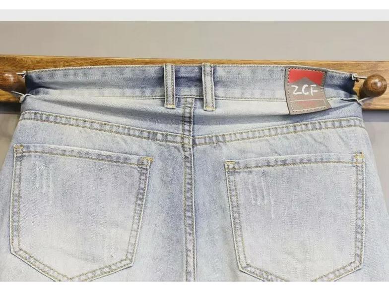 Men's Slim Light Blue Denim Workwear Shorts with Contrast Pockets